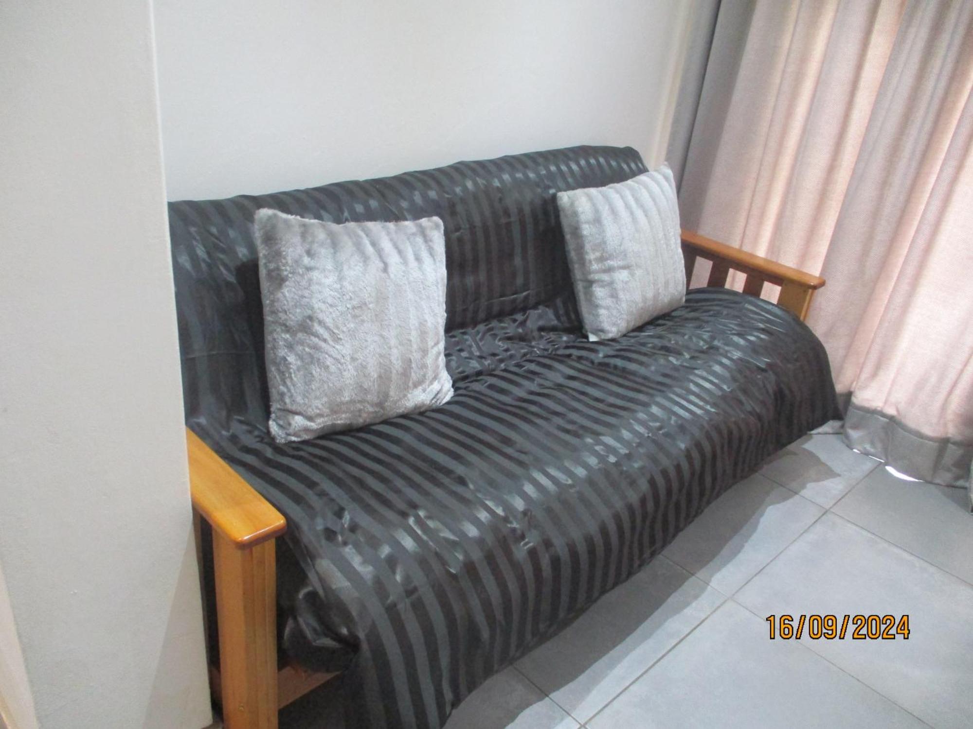 Lekker Rus Apartment Bloemfontein Exterior photo